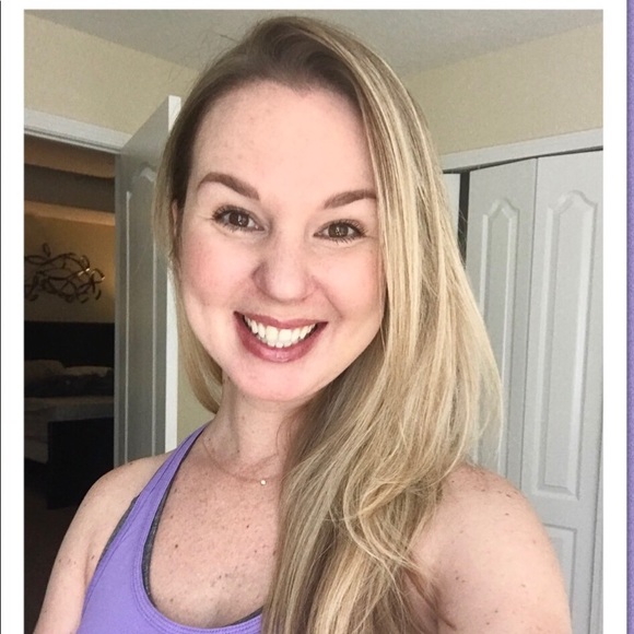 Meet your Posher, Jessica - Picture 8 of 9